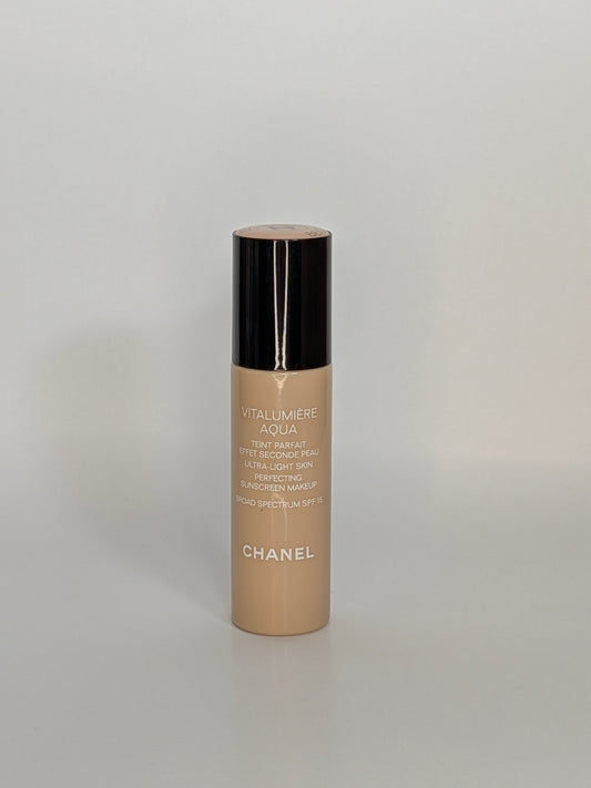 Chanel - Vitalumière Aqua