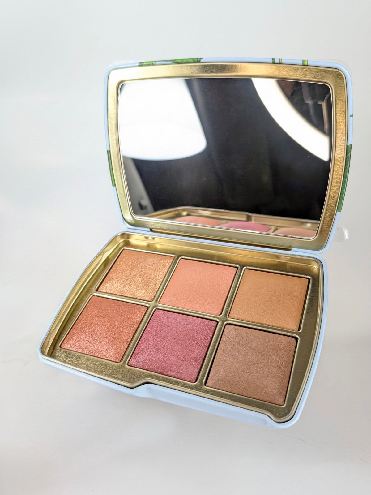 HOURGLASS - Ambient Lighting Edit Unlocked - LOTUS FLOWER (Limited Edition)
